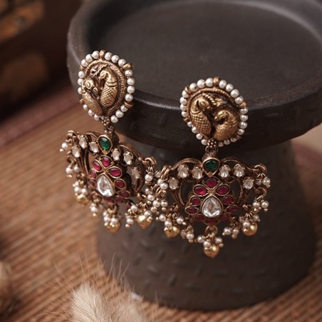Traditional stone earring